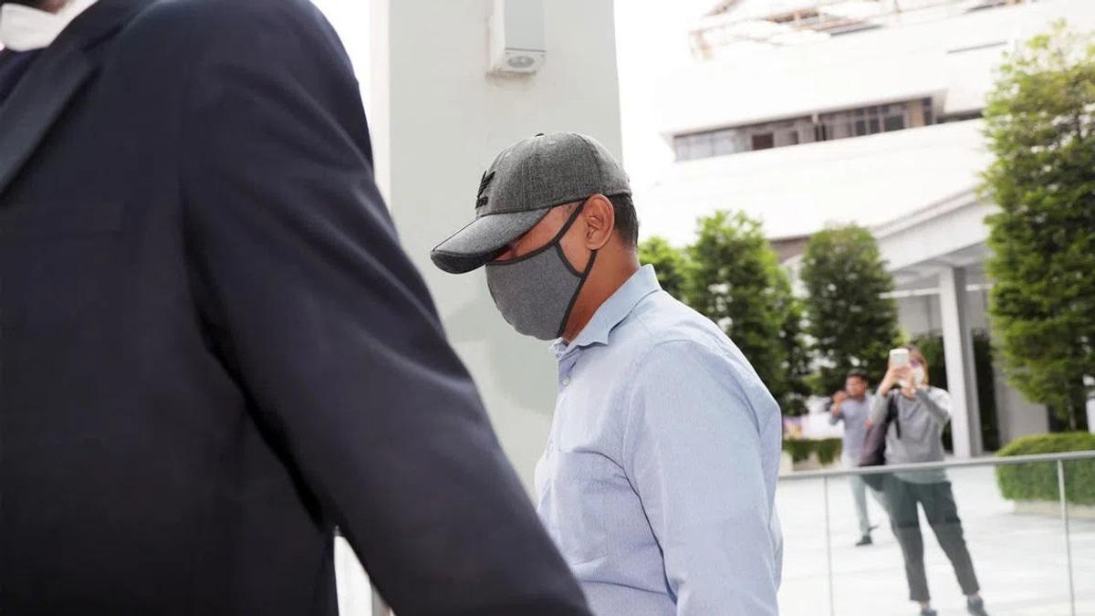Former Singapore Mosque Leader Jailed 14 Months for Corruption Scheme Worth S$223,000