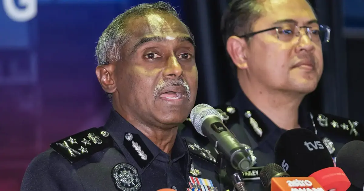 Woman to Face Court Tomorrow on Defamation Charge Against Anwar