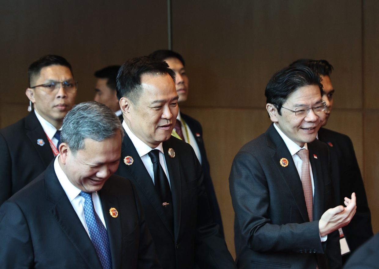 China poised as potential broker in Cambodia-Thailand border tensions