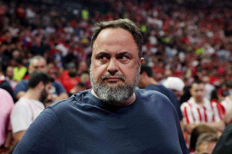 Nottingham Forest Owner Marinakis Sues Crystal Palace Over Defamatory Fan Banner