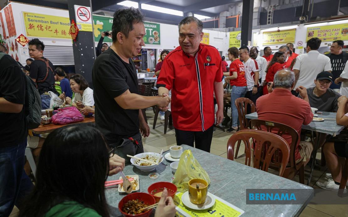 Loke Enforces Strict Traffic Rules for Negeri Sembilan Campaign Trail