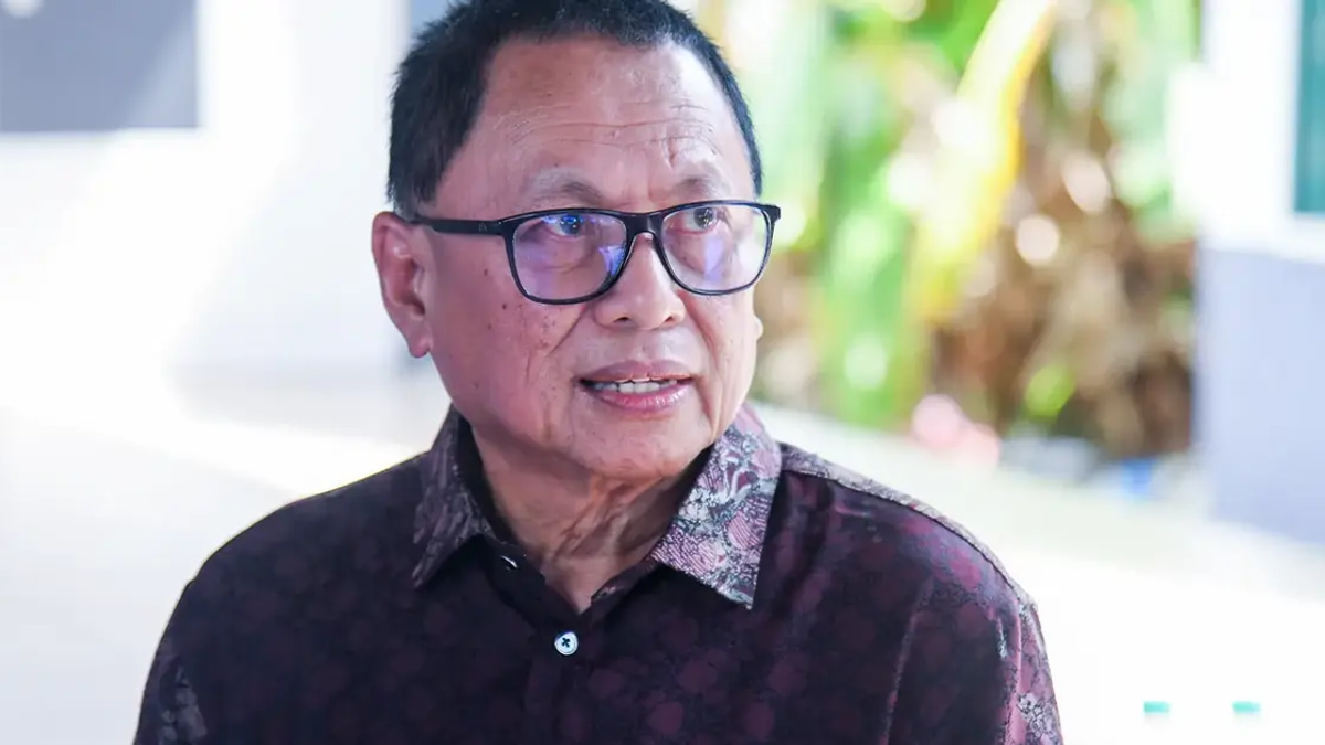 Umno veteran Puad Zarkashi exits party in surprise move