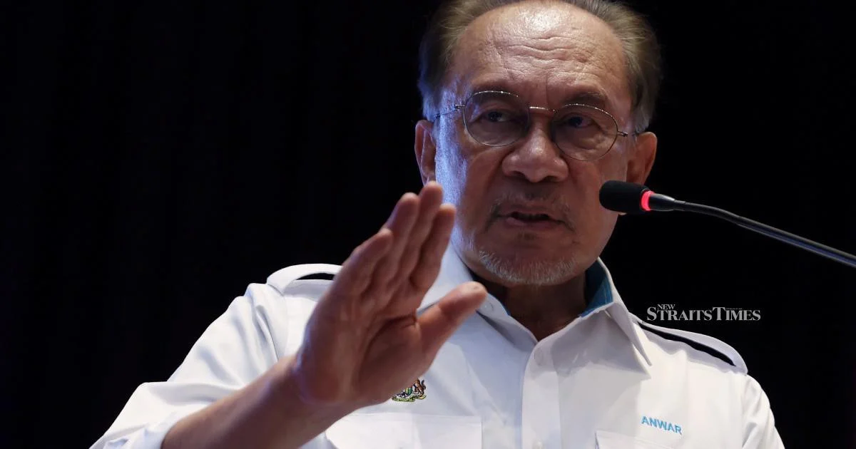 Civil Service Excellence Underpins Malaysia's Rising Global Competitiveness, Says Anwar