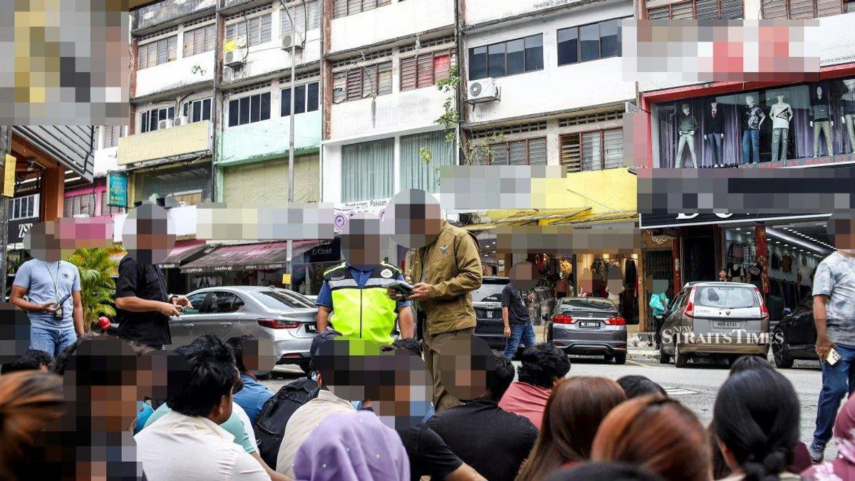 Immigration sweep yields 111 arrests at Jalan Kenanga wholesale centre
