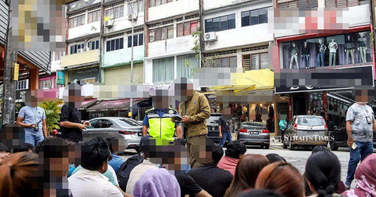 Immigration sweep yields 111 arrests at Jalan Kenanga wholesale centre