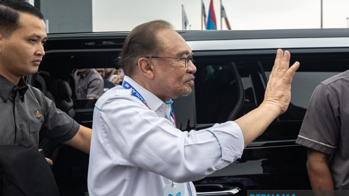 AUKU Will Be Completely Scrapped With No Replacement Restrictions, Anwar Pledges