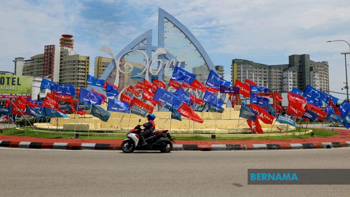 Negeri Sembilan Voters Face Clear Morning, Stormy Afternoon On Election Day