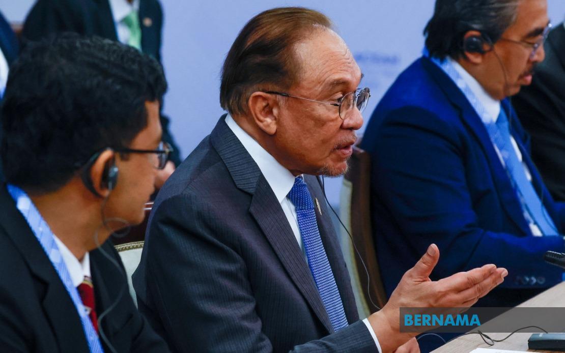 Anwar Praises Russia's Principled Approach to Gaza and Iran Issues