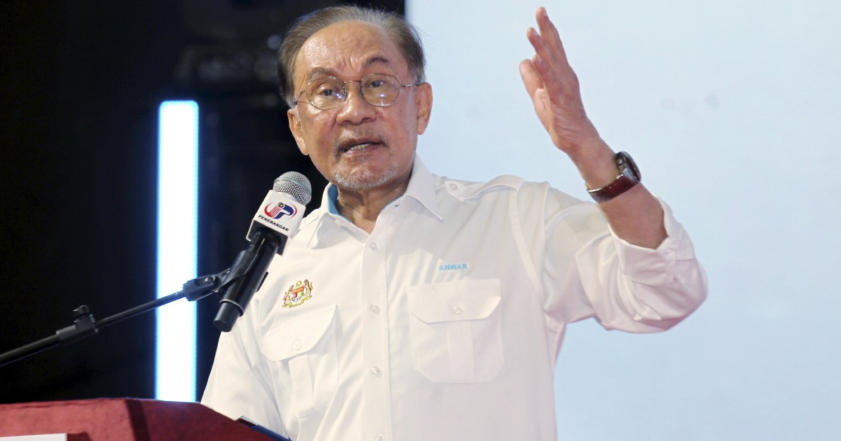 Anwar: Preliminary Findings Show No Wrongdoing in KWAP's eFishery Deal, But MACC Probe Must Proceed