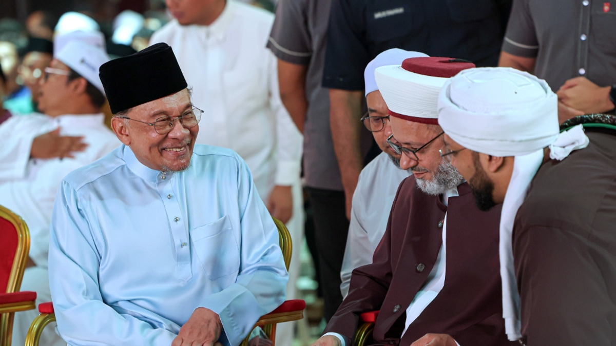 Anwar Stands by Tabung Haji RCI Report Release, Citing Trust Over Politics