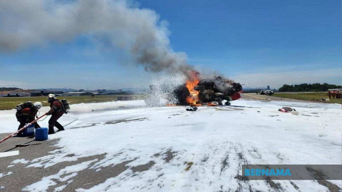 Sultan Abdul Aziz Shah Airport Runway Reopens Following Helicopter Engine Test Explosion