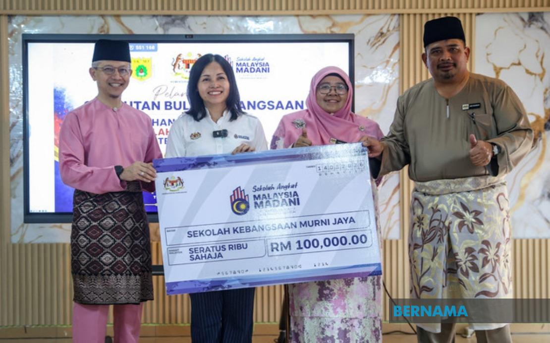 SK Murni Jaya Gets RM100,000 Boost Under Communications Ministry's MADANI Adoption Programme