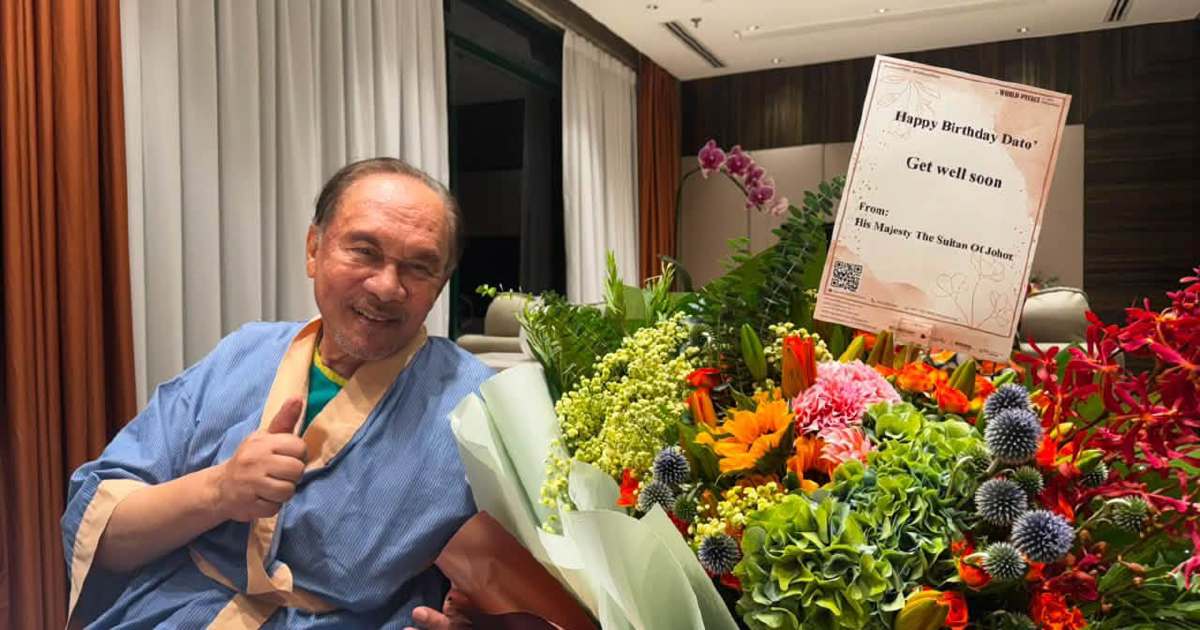 PM Anwar expresses gratitude to King and Queen for birthday greetings and recovery wishes