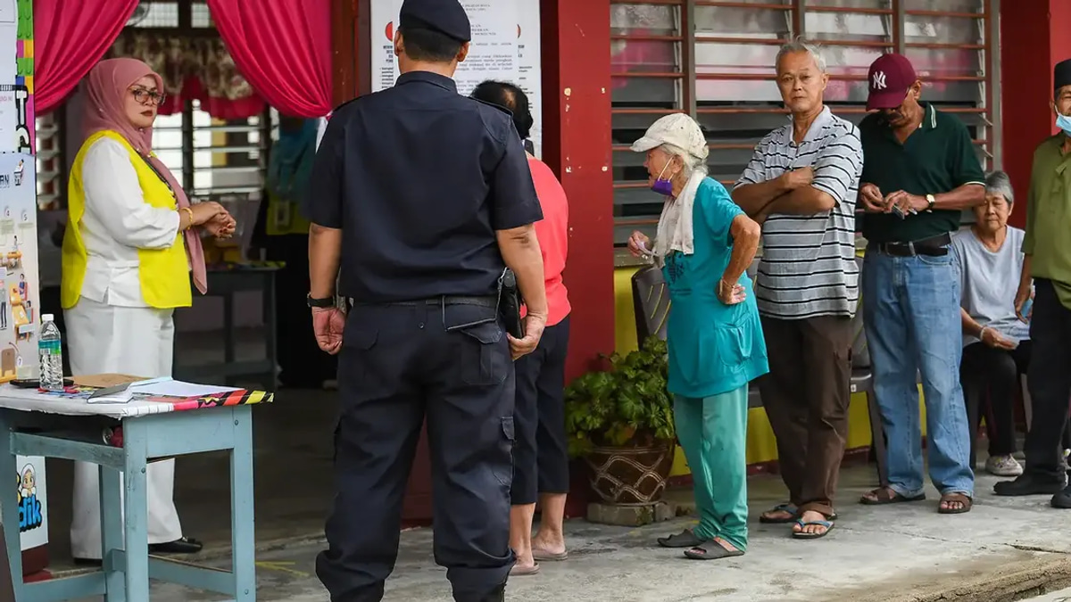 Bersatu Voters May Support PH as Counter to PAS Influence, Says Political Analyst