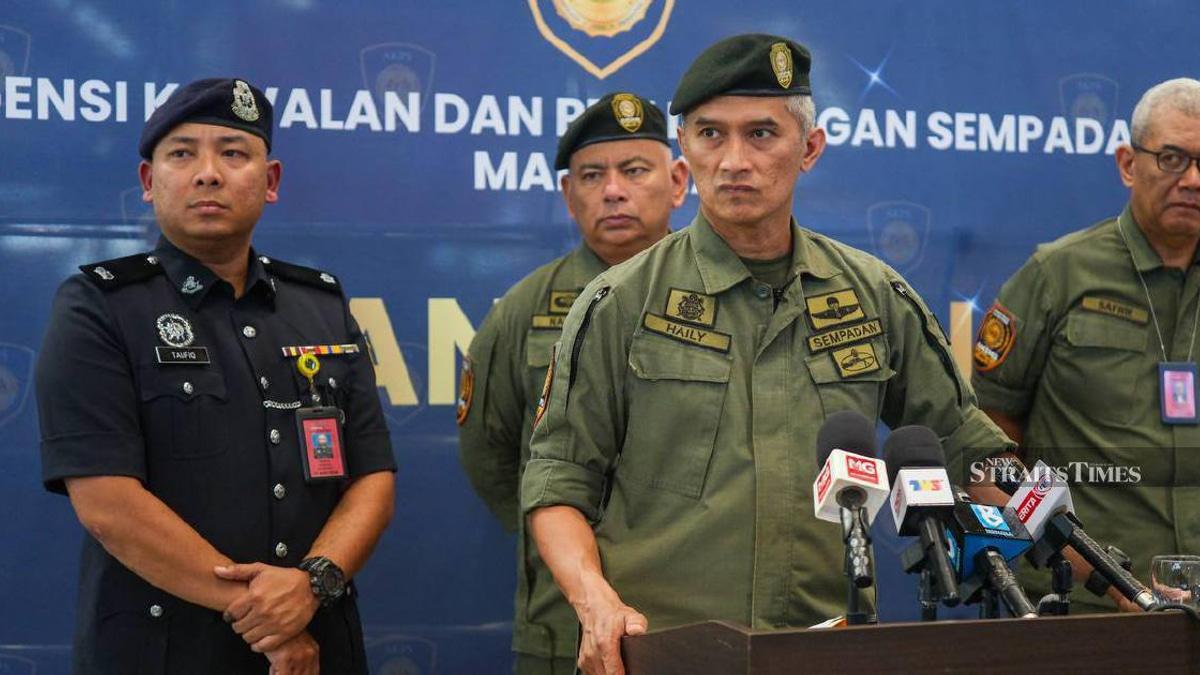 Malaysia Border Authorities Defend Screening Procedures in Pilot Drug Case