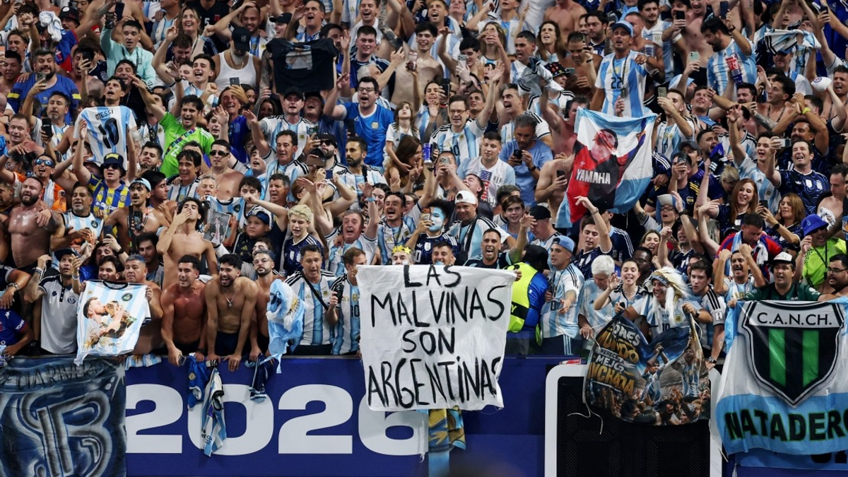 FIFA Opens Disciplinary Case Against Argentina Over Falklands Banner and World Cup Incidents