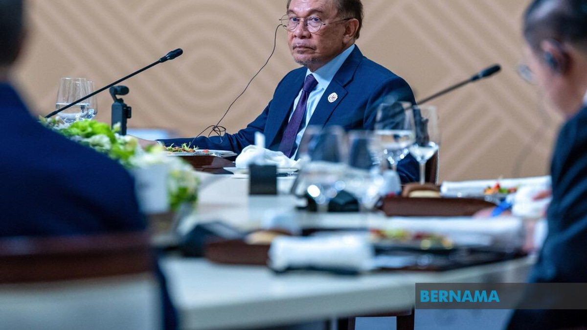 ASEAN and SCO Must Unite on Transnational Crime and Energy, Says PM Anwar