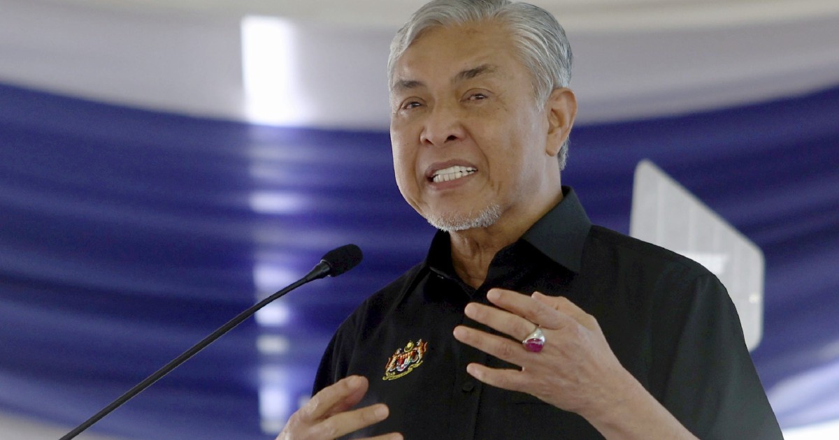 Zahid rules out early general election, denies coalition deliberations