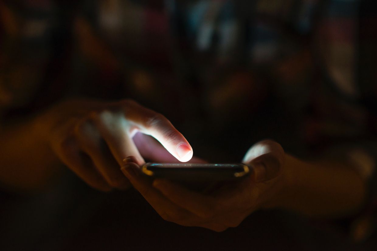 Malaysia's Social Media Ban for Under-16s: Experts Warn of Benefits and Pitfalls