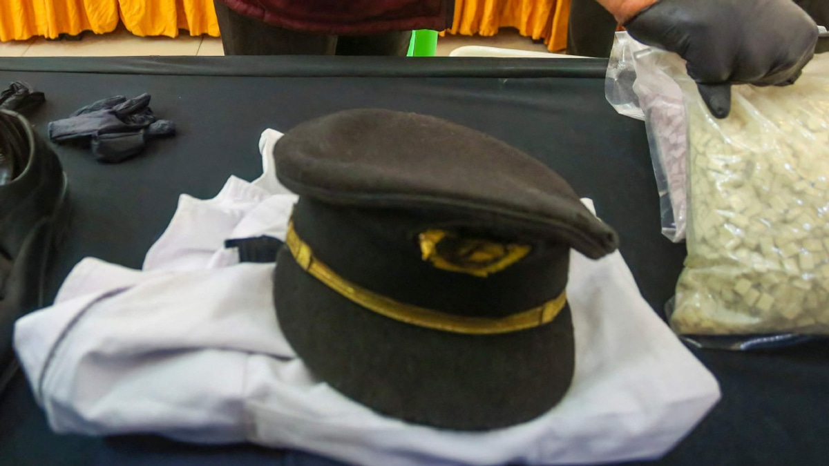 Airport Worker Emerges as Key Figure in Malaysia Airlines Pilot Drug Inquiry
