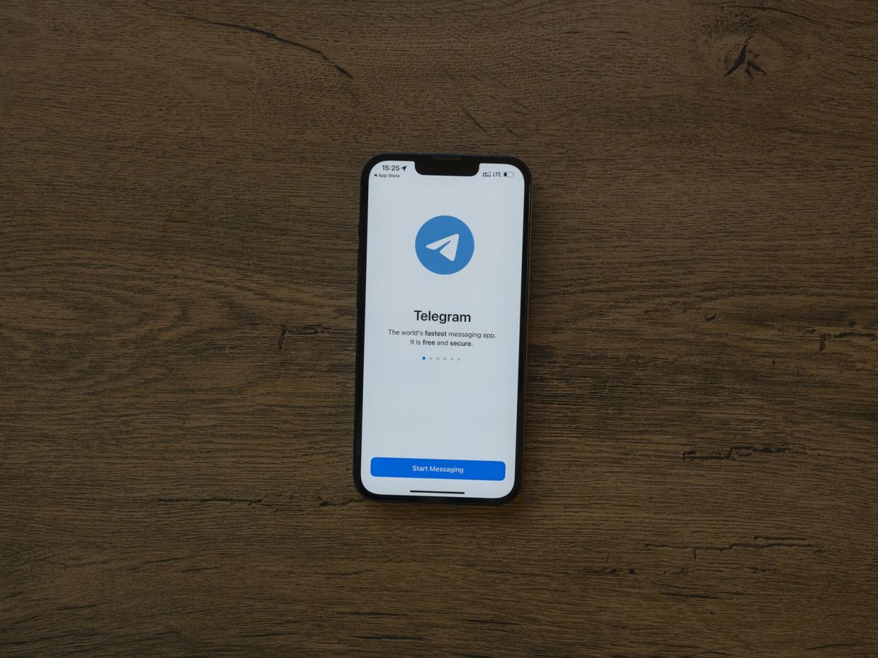 Telegram's Global Struggle: How a Privacy-First App Became a Regulatory Flashpoint