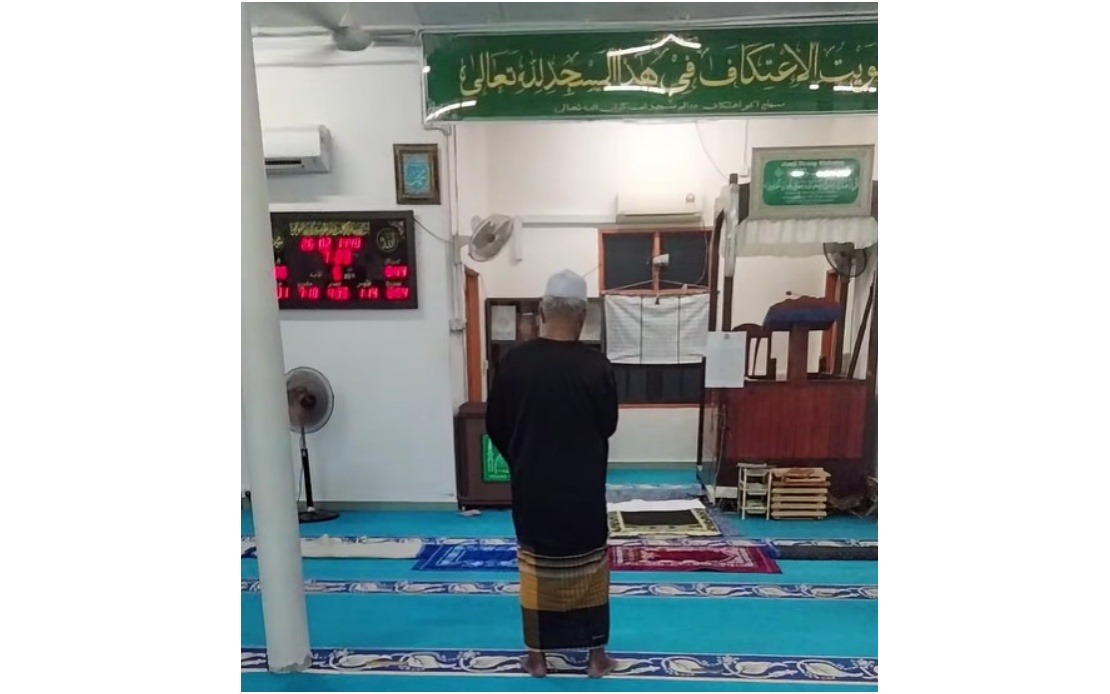 Rural Mosque Tackles Attendance Challenges as Viral Video Sparks Wider Awareness