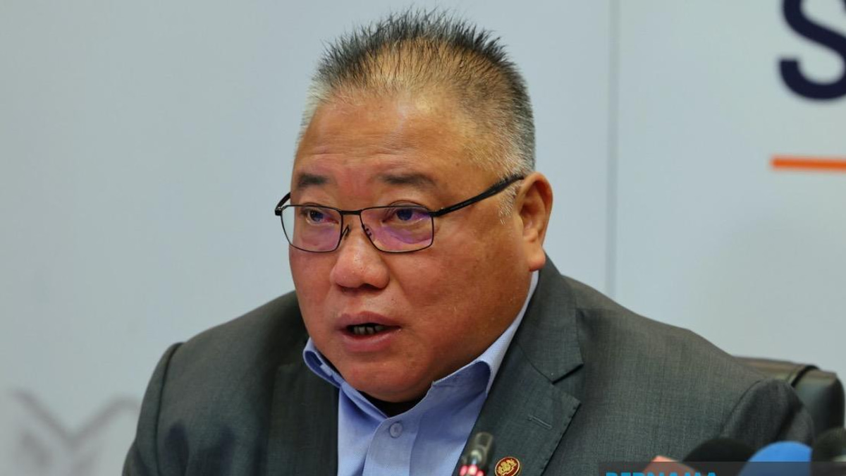 Malaysia Must Strengthen Aviation Security Following Co-pilot Drug Arrest, Says Tiong