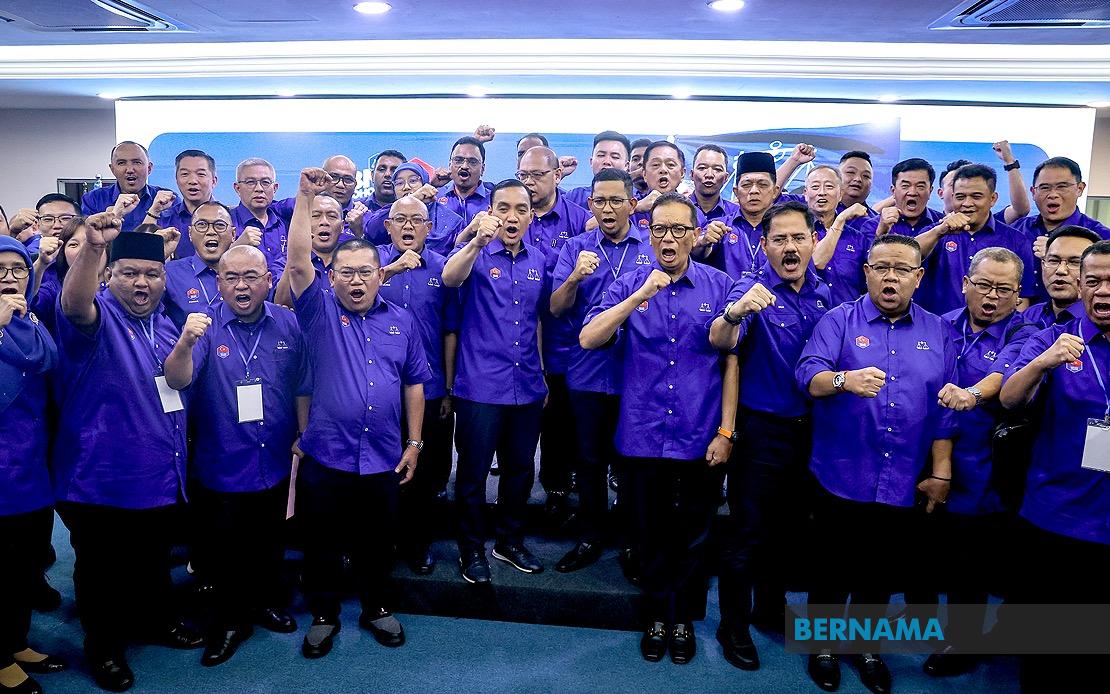 Johor BN Fields Adham Baba in Pasir Raja as Onn Hafiz Seeks Re-election in Machap