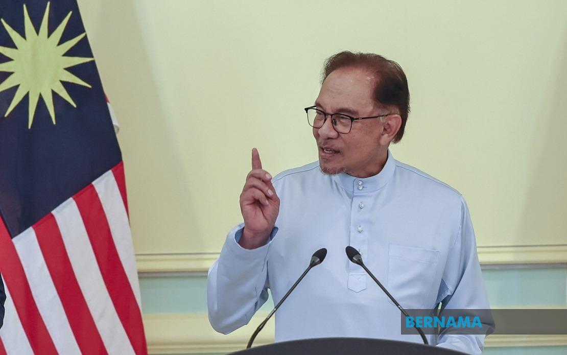 Anwar's Gaza Diplomacy Rooted in Law and Principle, Says Expert