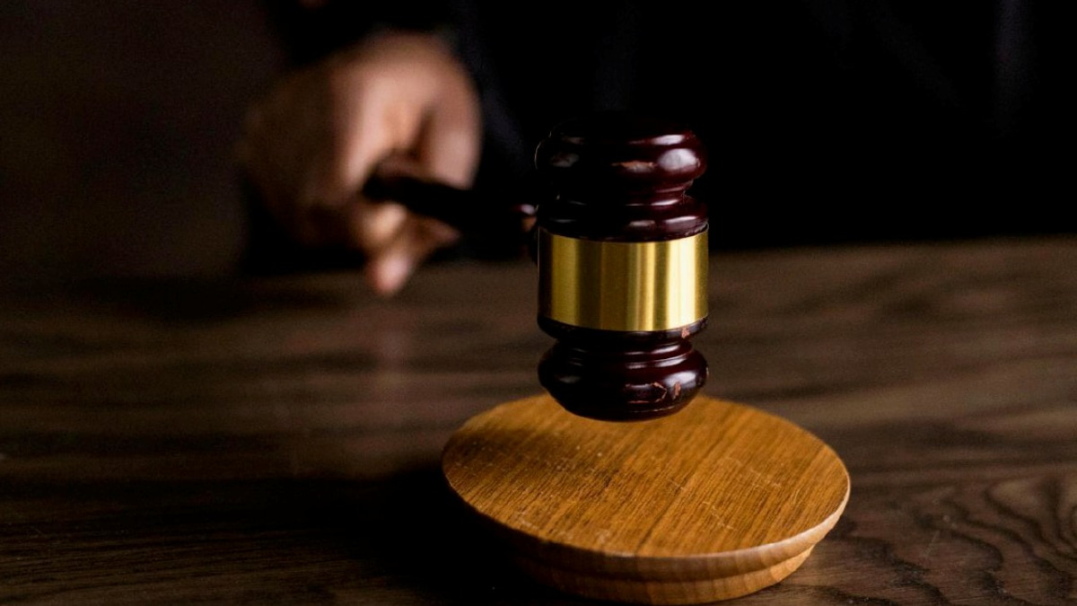 Newborn Can Be Deemed Abandoned Even If Handed to Third Party, Court Rules