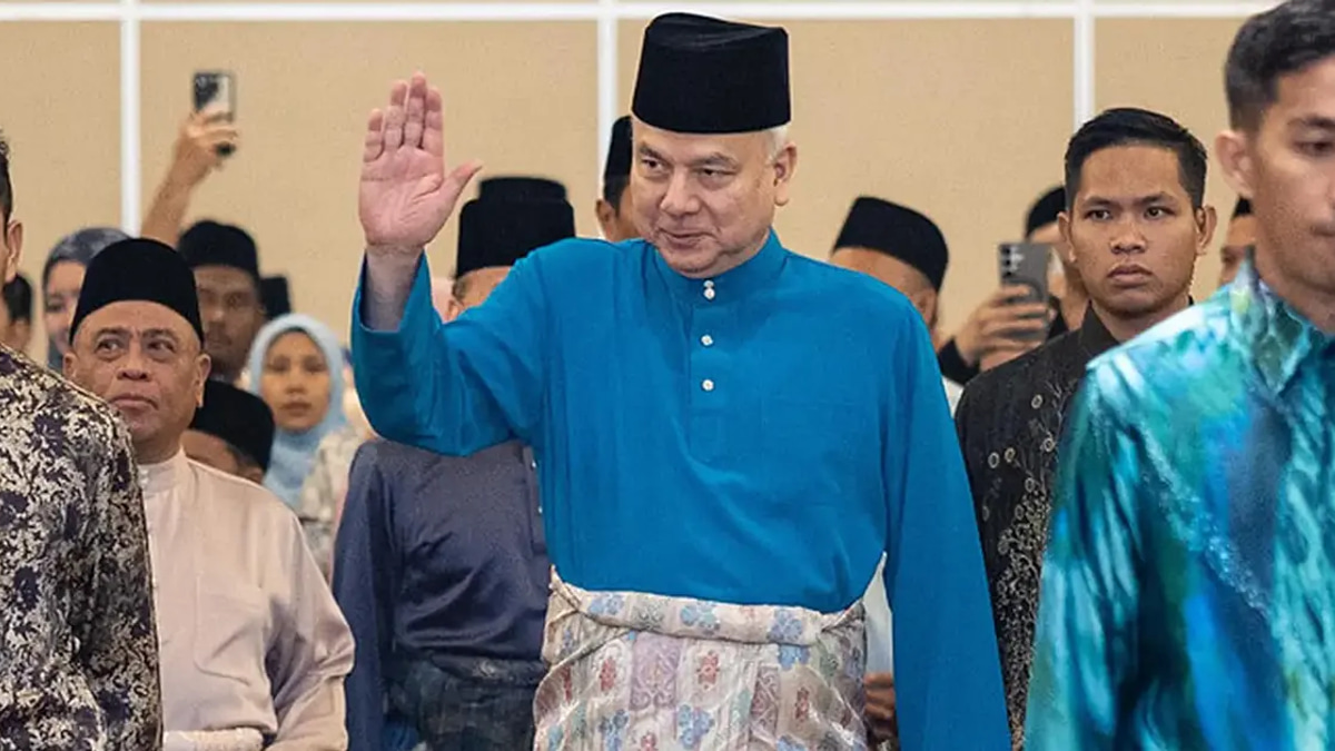 Sultan Nazrin Urges Leaders to Avoid Rash Decisions, Emphasises Need for National Unity