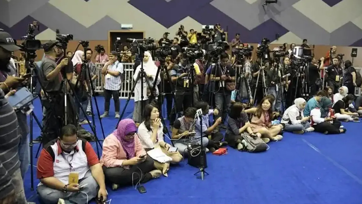 Prime Minister Anwar Ibrahim Advocates Press Council Mediation on Media Complaints