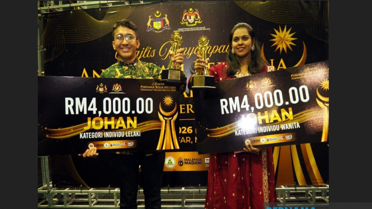 Young Syariah Lawyer and Educator Honoured at Melaka National Youth Awards