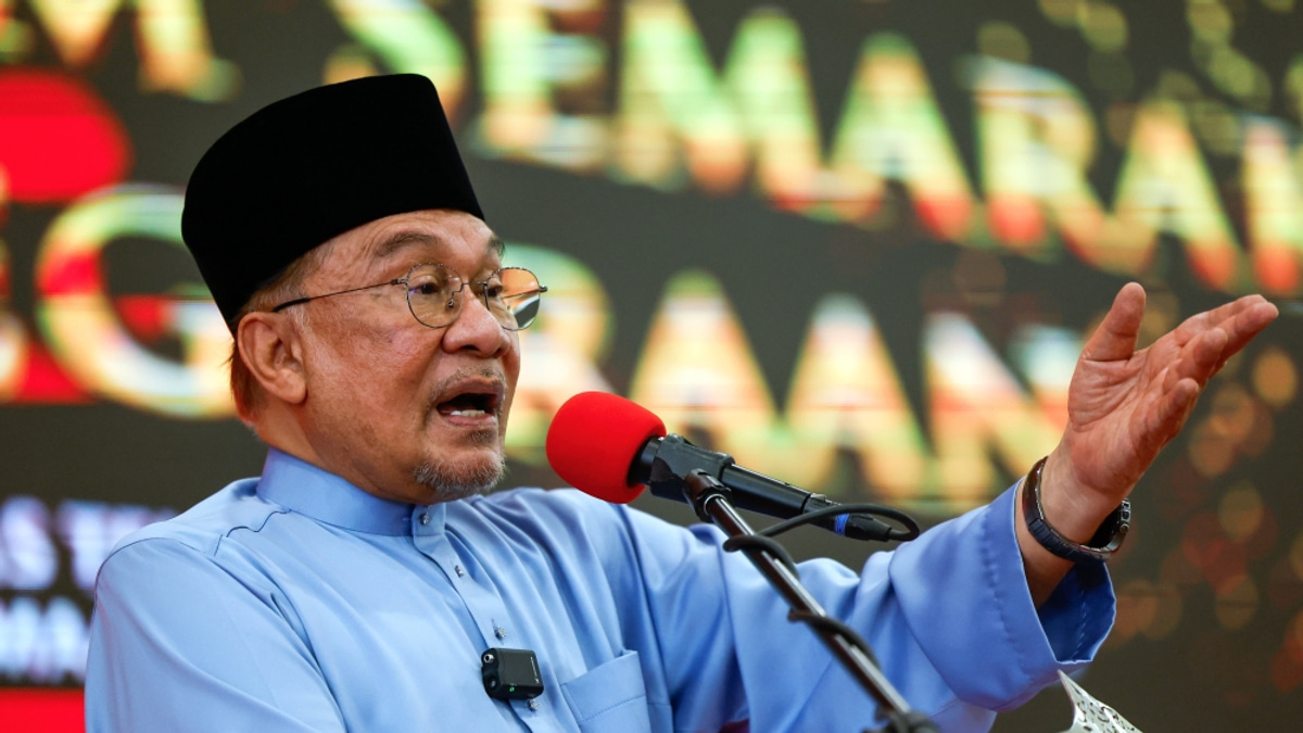 PM Anwar Defends Record Against Misinformation in Negeri Sembilan Campaign Push
