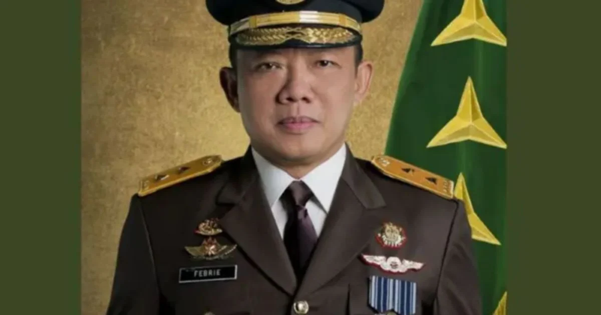 Indonesia's Top Anti-Corruption Chief Resigns Amid Police Seizure of Cash and Gold