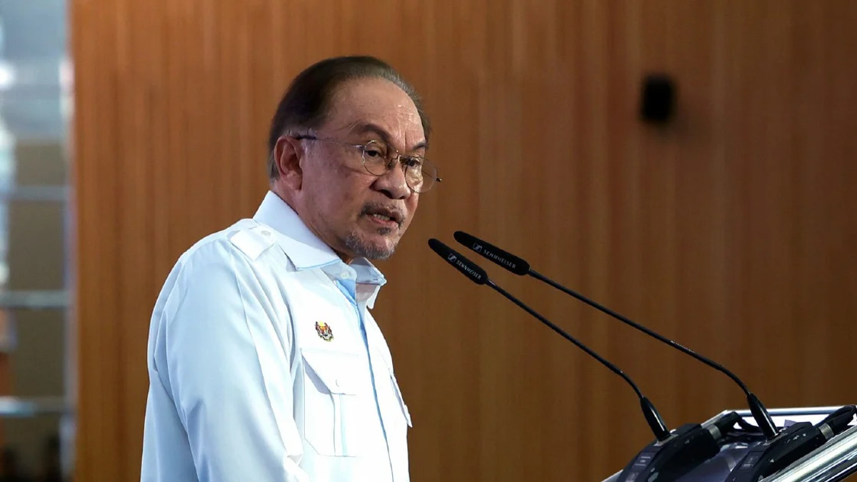 Anwar Rejects Allegations of Biased Federal Development Spending Across States