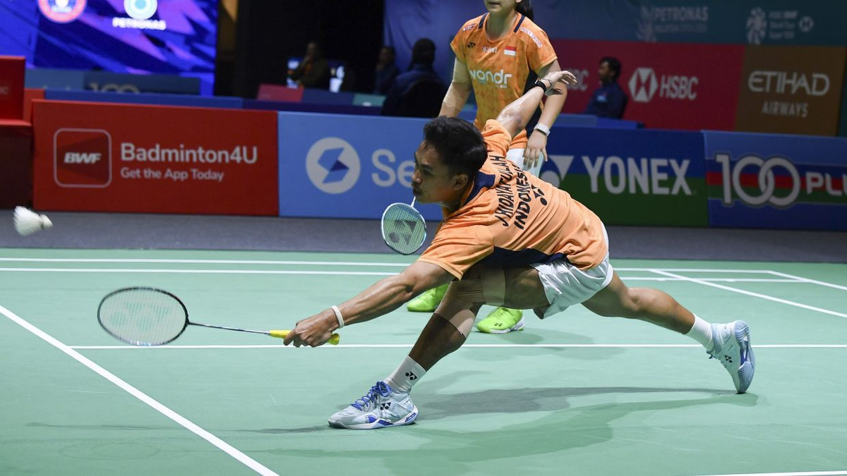 Indonesian badminton pairs withdraw from World Championships as match-fixing probe deepens