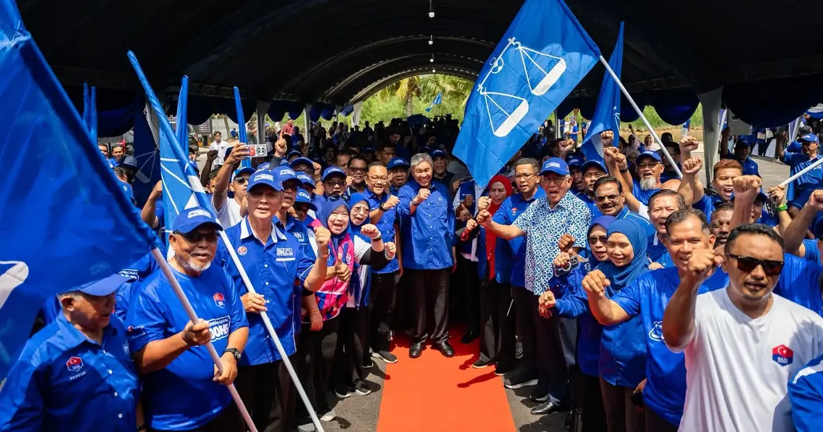 Zahid Banks on PAS Voter Support to Deliver 56 Barisan Seats