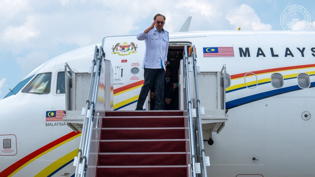 PM Anwar Heads to Kazan for ASEAN-Russia Summit Marking 35 Years of Ties