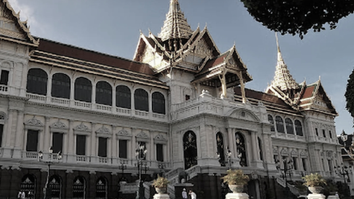 Thai Man Sentenced to 18 Months Over Royal Facebook Comment