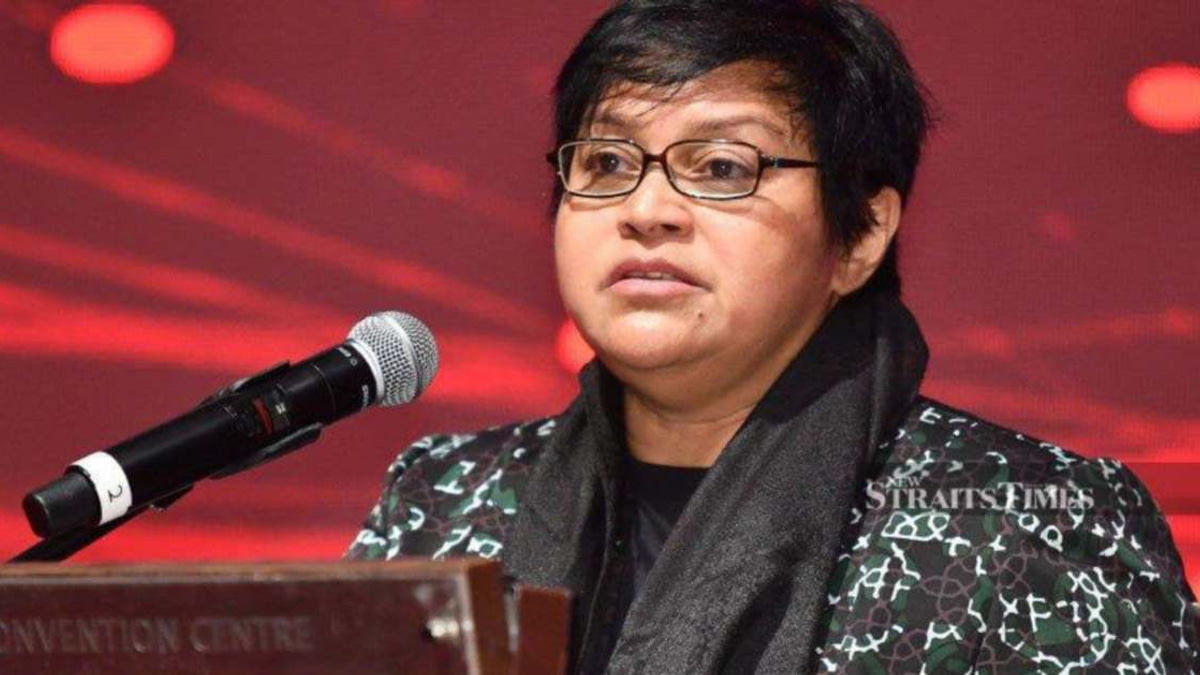 Johor coalition talks should wait until election results are clear, says Azalina