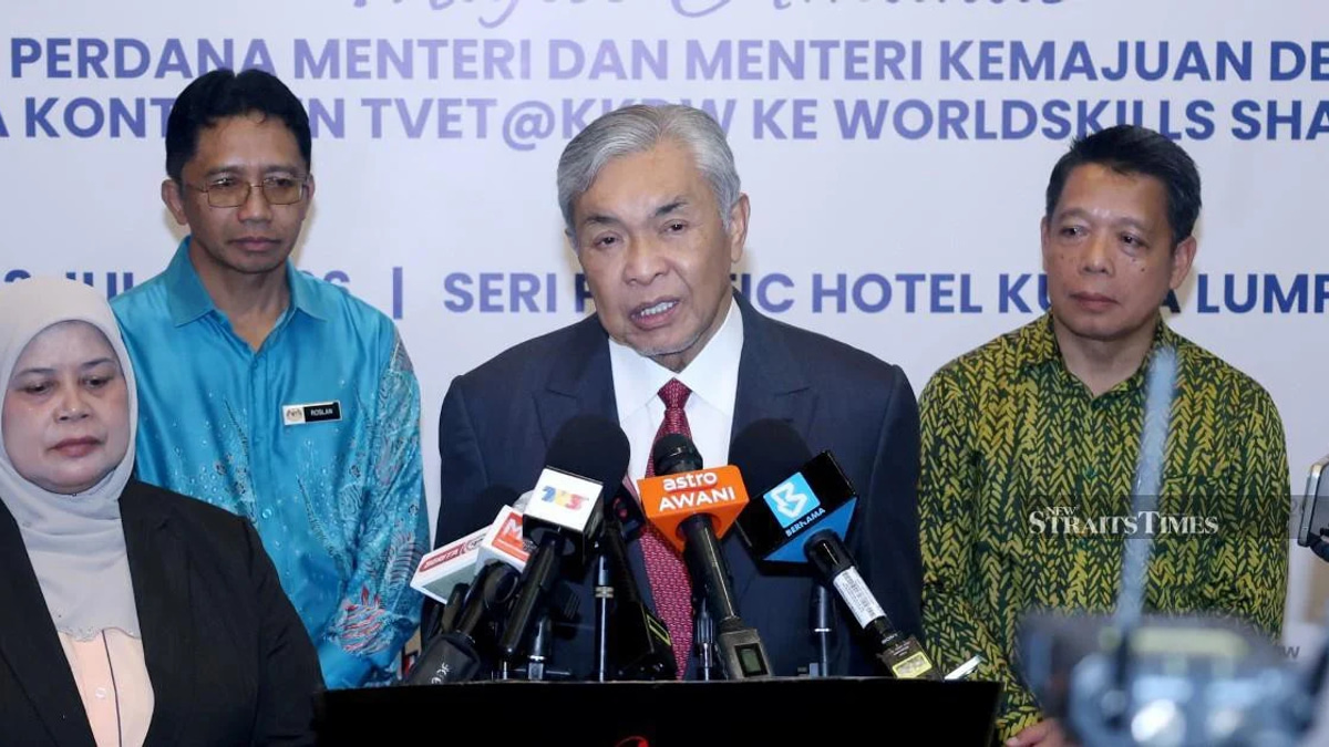 Zahid Charts Bespoke Path for BN's Negri Sembilan Campaign
