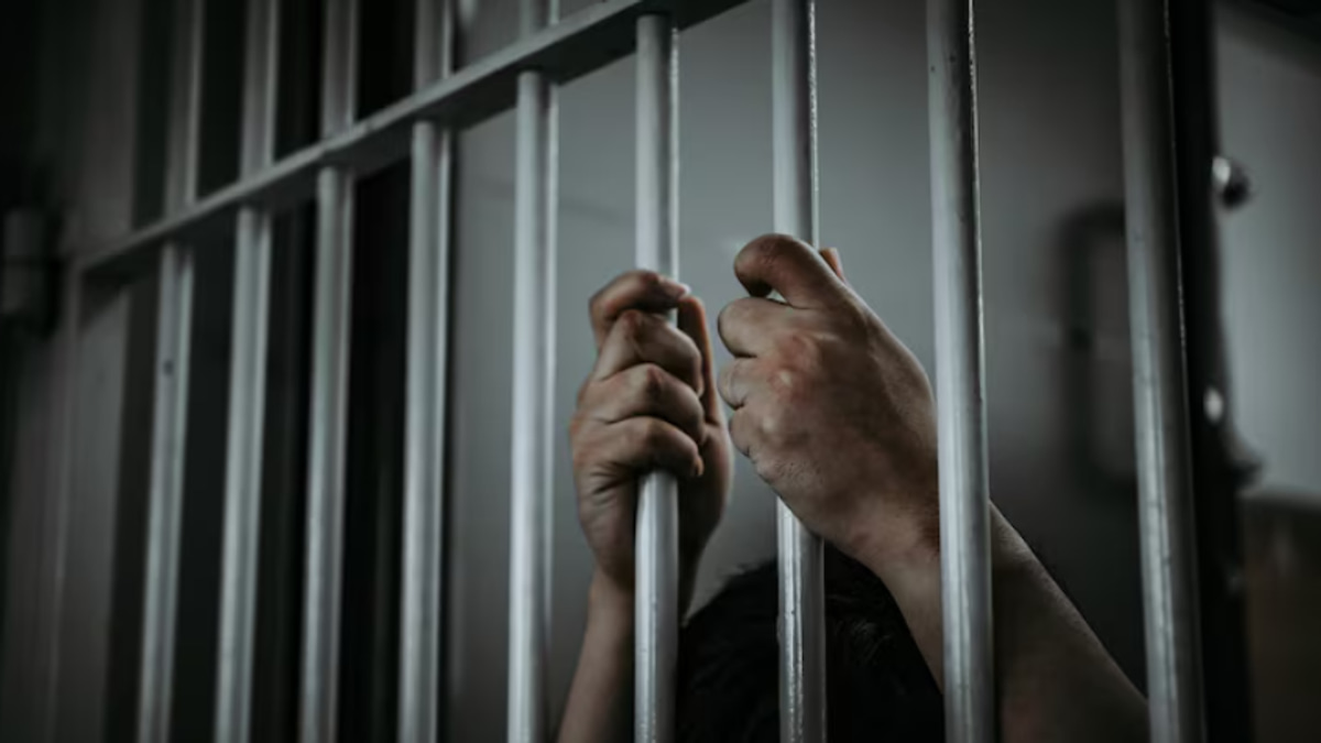 Life Sentence for Indonesian Maid in Singapore Employer's Father Murder Case