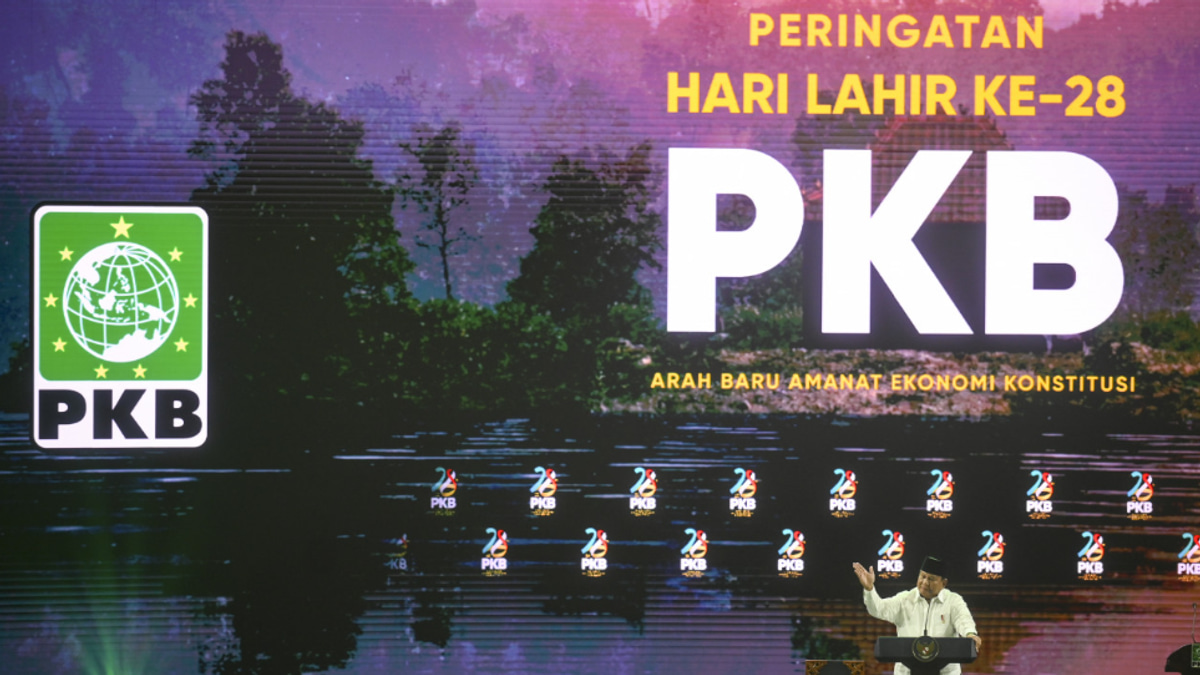 Indonesian Press Unions Demand Apology from President Prabowo over 'Black Dutchman' Slur