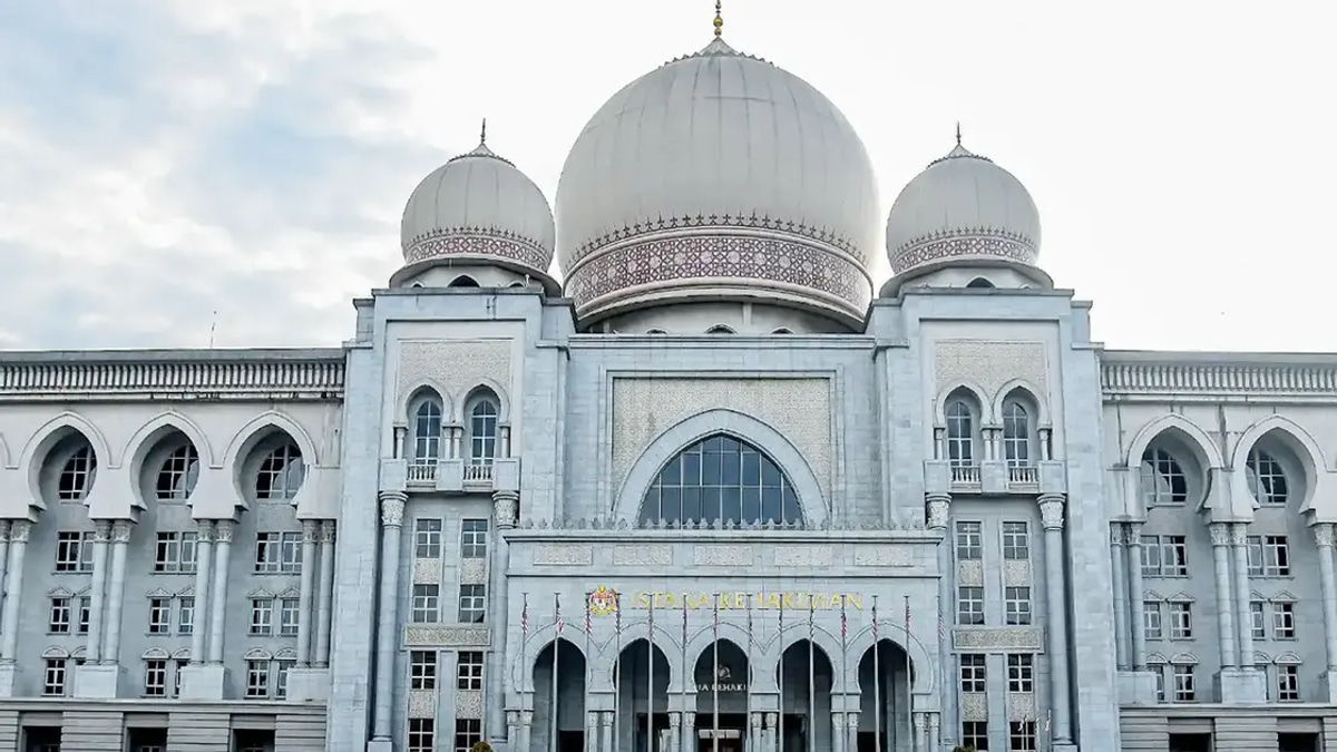 Federal Court Upholds RM2 Million Award for Dismissed Company Directors Deemed 'Workmen'