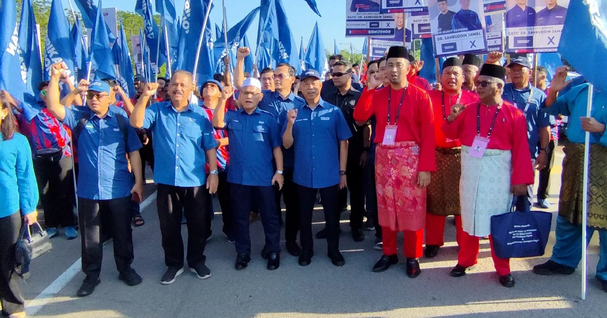 Muhyiddin throws weight behind Bersatu candidate Sahruddin in Bukit Kepong campaign