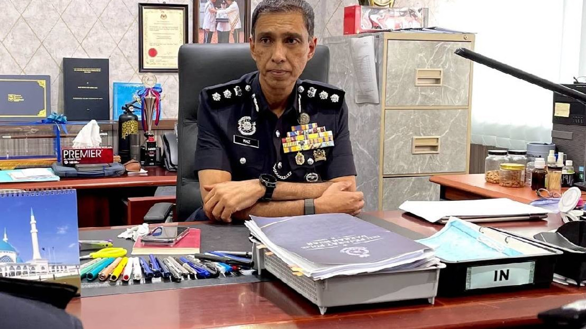Mother and Daughter Killed in Head-On Collision Near Muar