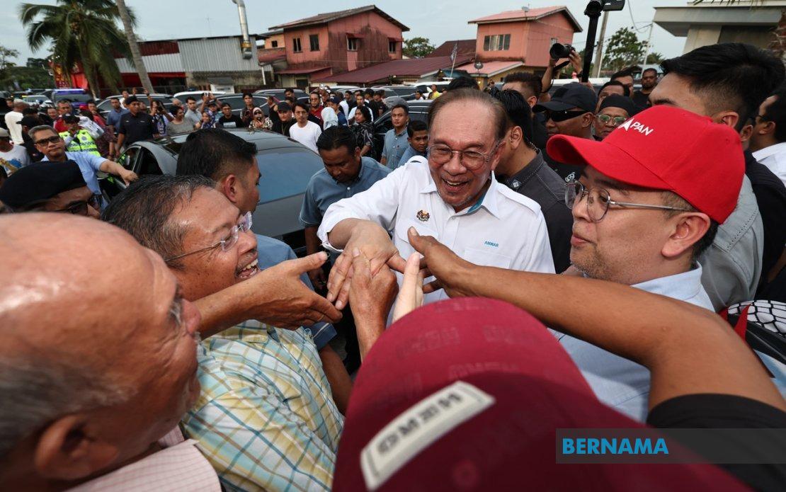 Malaysia To Push Energy Security Agenda During Putin Meeting