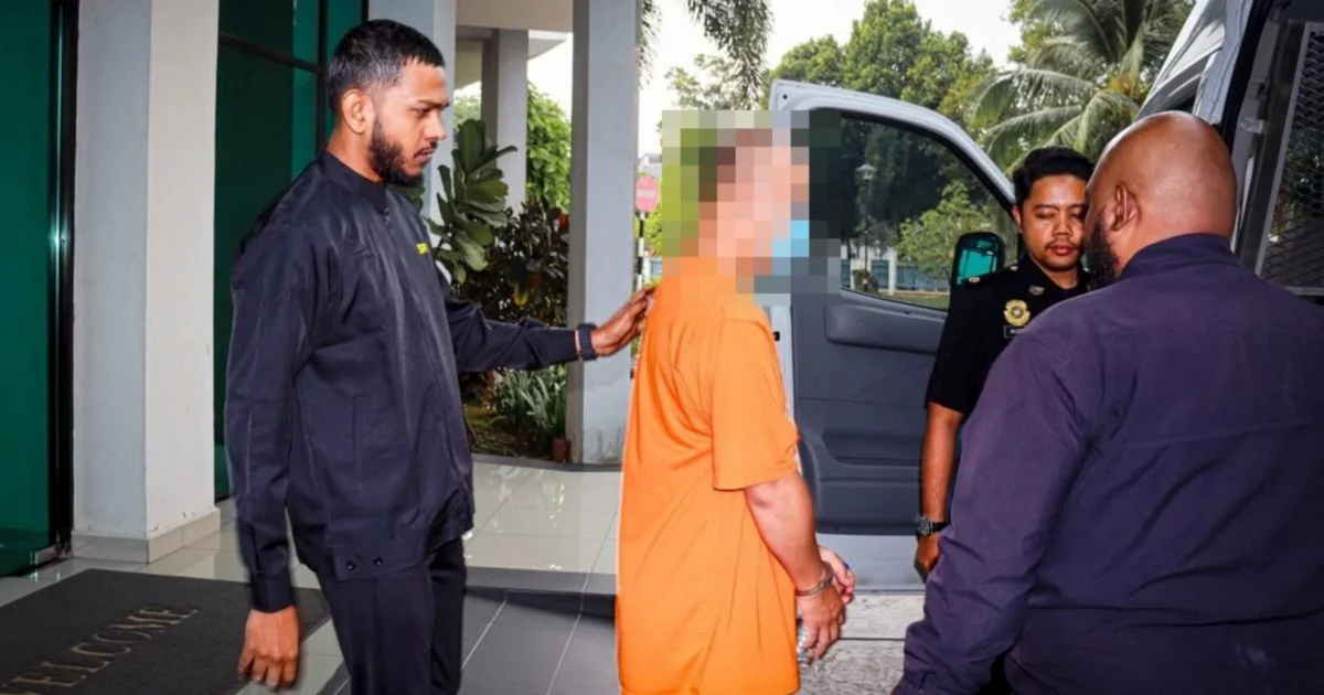 Ex-Civil Servant Held Over RM300,000 False Claims Scheme