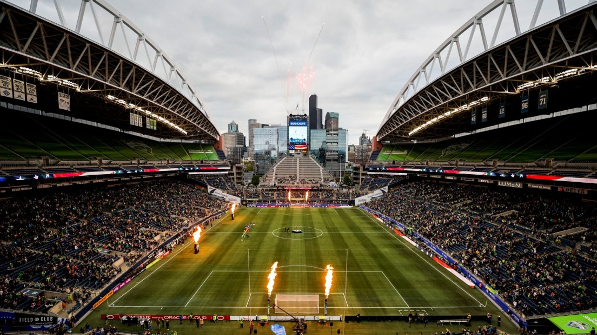 US Embassy Issues Safety Alert for Mexico-England World Cup Clash